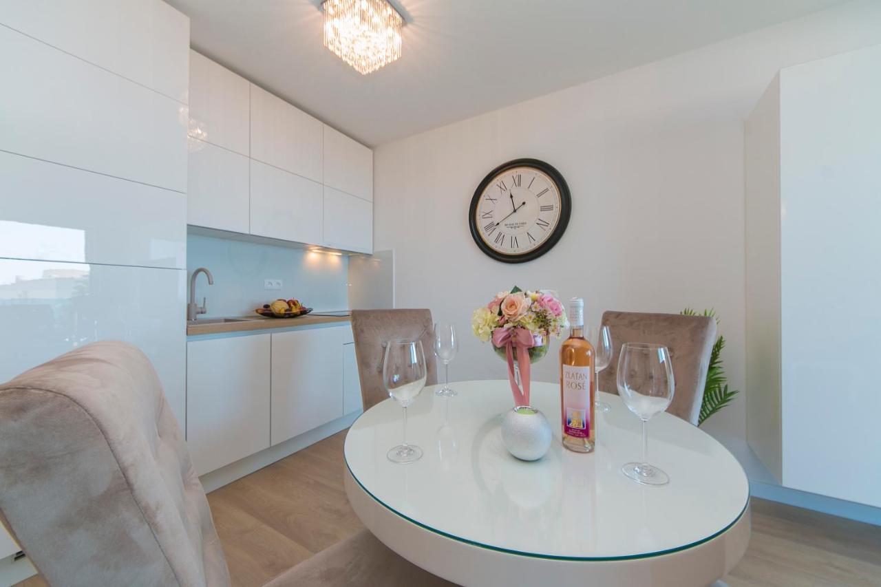 Apartman Sunshine Apartment Makarska Ngoại thất bức ảnh