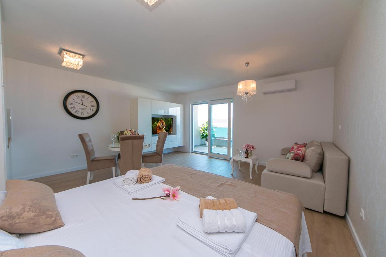 Apartman Sunshine Apartment Makarska Ngoại thất bức ảnh